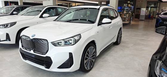 BMW iX1 ELÉTRICO XDRIVE30 M SPORT BMW iX1 ELÉTRICO XDRIVE30 M SPORT